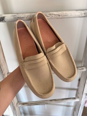 Rothy’s The Daily Driver In Sesame Size 9 EUC No Box Slip On Flats Shoes